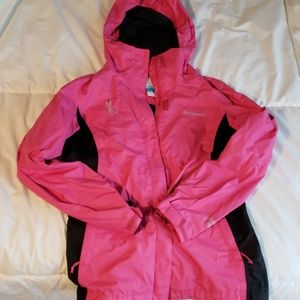 Columbia rain coat